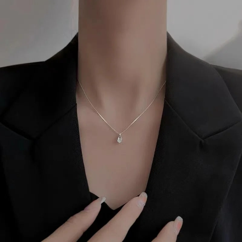 Shape Zirconia Necklace